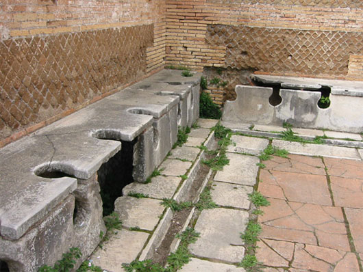 Toilet thời cổ xưa